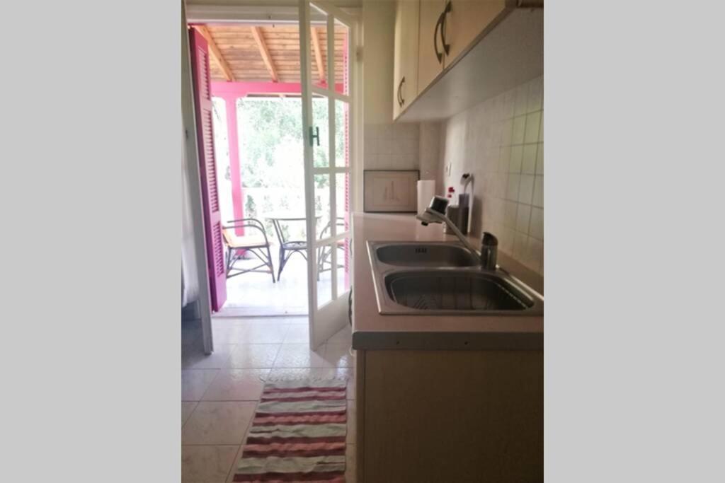Ueber Den Daechern Von Koroni Extérieur photo